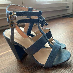 Blue Heel Size 7